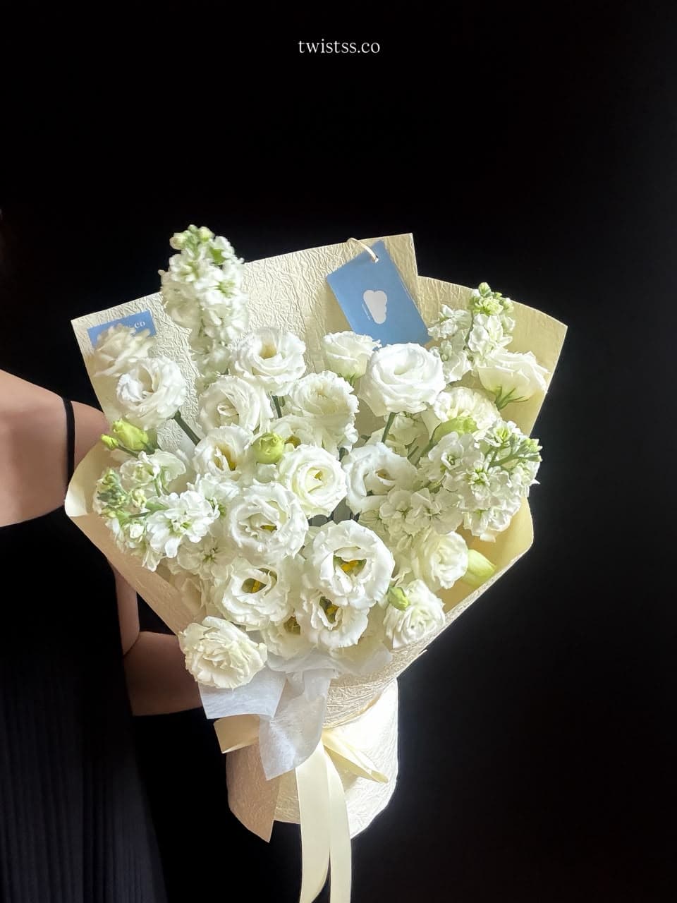 White Eustoma Flower Bouquet